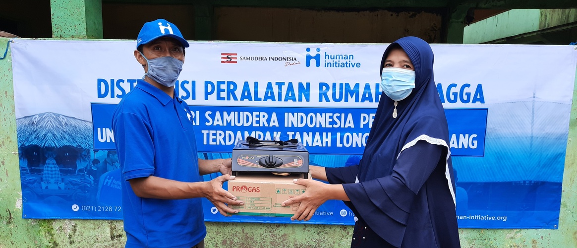 SI Peduli Salurkan Peralatan Rumah Tangga untuk Penyintas Bencana Longsor Sumedang